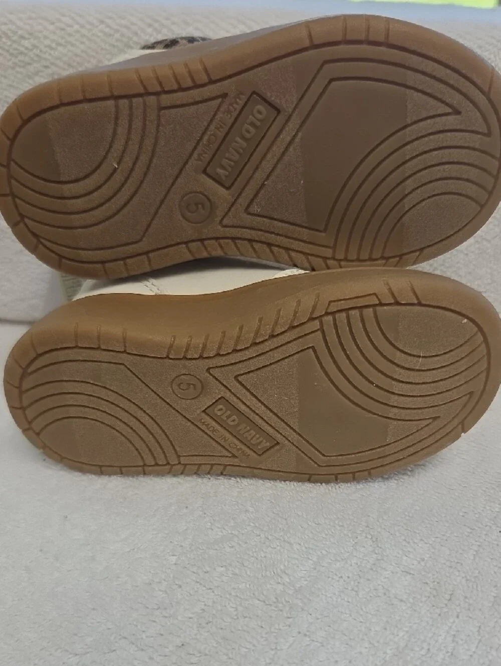 Old Navy Cream Kids Sneakers with Leopard Heart